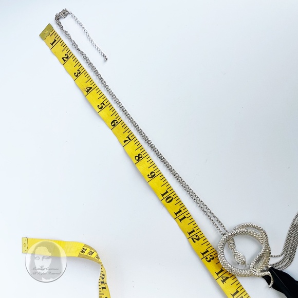 Vintage Snake and Feather 6" Pendant Necklace Silver Metal Serpent Feathers 80s - Picture 13 of 13